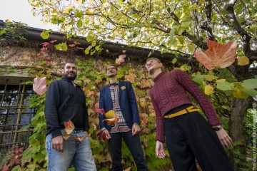 ANAiS DRAGO “Relevé” Anais Drago: violin, electronics - Federico Calcagno: clarinets - Max Trabucco: drums