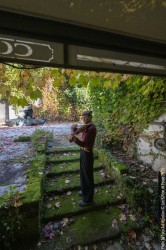 ANAiS DRAGO “Relevé” Anais Drago: violin, electronics - Federico Calcagno: clarinets - Max Trabucco: drums