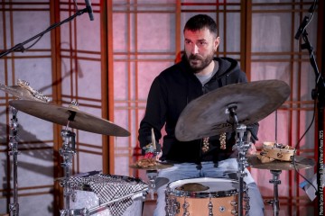 ANAiS DRAGO “Relevé” Anais Drago: violin, electronics - Federico Calcagno: clarinets - Max Trabucco: drums