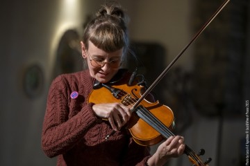 ANAiS DRAGO “Relevé” Anais Drago: violin, electronics - Federico Calcagno: clarinets - Max Trabucco: drums