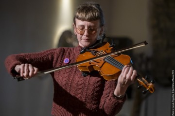 ANAiS DRAGO “Relevé” Anais Drago: violin, electronics - Federico Calcagno: clarinets - Max Trabucco: drums