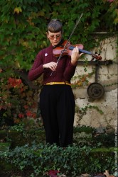 ANAiS DRAGO “Relevé” Anais Drago: violin, electronics - Federico Calcagno: clarinets - Max Trabucco: drums