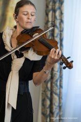 Capriva del Friuli, 23-10-2021 - JAZZ&WINE OF PEACE 2021 - Circolo Culturale  Controtempo -  Castello di Spessa - ANAIS DRAGO “Solitudo” (Italy) - Anais Drago: violino, live electronics  - Foto © 2021 Luca d’Agostino / Phocus Agency