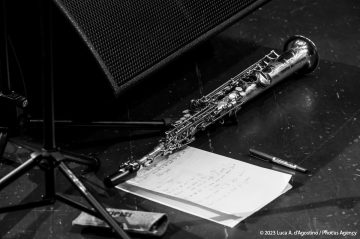 ANDY SHEPPARD Trio