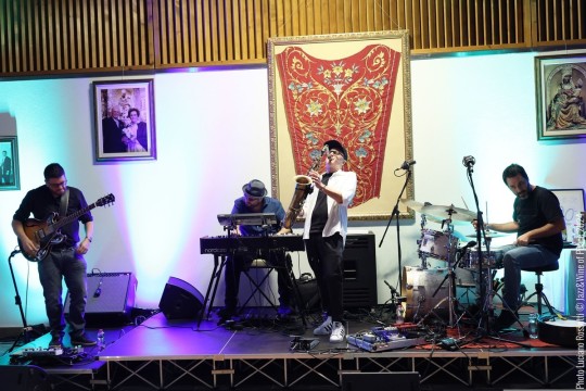 Alberto Gurrisi: hammond – Emiliano Vernizzi: sax – Michele Bianchi: guitar – Michele Morari: drums
