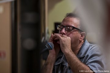 Cormons, 21/10/2021 - Osteria ristorantino In Taberna - Jazz&Wine of Peace 2021 - Bluesiana - Gianni Massarutto: armoniche - Keivan Djafarizad: tastiere, chitarra - Maurizio Moschini: basso - Massimo Del Rio: batteria - Foto Luca A. d'Agostino/Phocus Agency © 2021