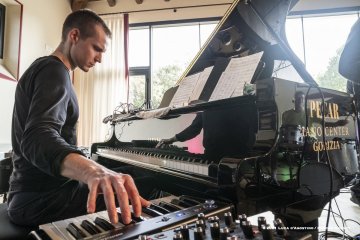 Lucinico, 22-10-2021 - JAZZ&WINE OF PEACE 2021 - Circolo Culturale  Controtempo -  Villa Attems Cernozza de Postcastro - PHILIPP GROPPER`S PHILM (Germany – Austria) - Philipp Gropper: tenor saxophone - Elias Stemeseder: piano, keyboards - Robert Landfermann: double bass - Oliver Steidle: drums - Foto © 2021 Luca d’Agostino / Phocus Agency