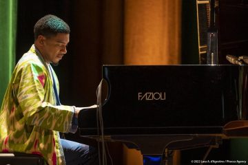 Il Volo del Jazz - Christian Sands Trio
