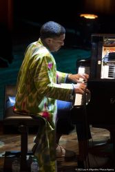 Il Volo del Jazz - Christian Sands Trio