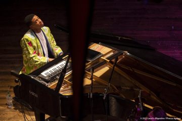 Il Volo del Jazz - Christian Sands Trio