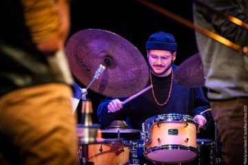 Performance Finale Workshop - Giovanni Nevyjel: trumpet - Dan Kinzelman: sax, clarinet, concept - Jakob Lebanon: trombone - Alice Smeraldo: guitar - Samuele Gandin: piano - Giacomo Ieraci: bass - Fabricio Bertrami: drums