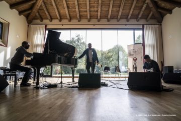 Lucinico, 25-10-2021 - JAZZ&WINE OF PEACE 2021 - Circolo Culturale  Controtempo  - Villa Attems Cernozza de Postcastro - DAVID HELBOCK, SEBASTIAN STUDNITZKY, ARNE JANSEN “THE NEW COOL” - David Helbock: piano, electronics;
Sebastian Studnitzky: trumpet, electronics;
Arne Jansen: guitar, electronics - Foto © 2021 Luca d’Agostino / Phocus Agency