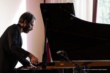 Lucinico, 25-10-2021 - JAZZ&WINE OF PEACE 2021 - Circolo Culturale  Controtempo  - Villa Attems Cernozza de Postcastro - DAVID HELBOCK, SEBASTIAN STUDNITZKY, ARNE JANSEN “THE NEW COOL” - David Helbock: piano, electronics;
Sebastian Studnitzky: trumpet, electronics;
Arne Jansen: guitar, electronics - Foto © 2021 Luca d’Agostino / Phocus Agency