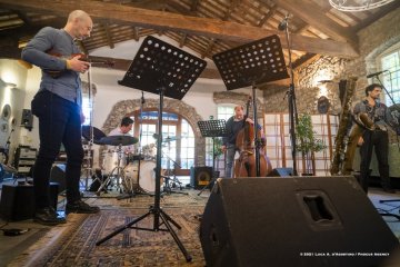 Mossa, 24-10-2021 - JAZZ&WINE OF PEACE 2021 - Circolo Culturale  Controtempo  - Villa Codelli - Emanuele Parrini Quartet (Italy) - Emanuele Parrini: violin; Beppe Scardino: baritone saxophone, bass clarinetto; Giovanni Maier: double bass; Andrea Melani: drums - Foto © 2021 Luca d’Agostino / Phocus Agency