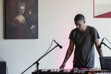 Lucinico, 23-10-2021 - JAZZ&WINE OF PEACE 2021 - Circolo Culturale  Controtempo - Villa Attems Cernozza de Postcastro - ENZO FAVATA “The Crossing” - Enzo Favata: soprano sax, bass clarine, flute, samplers, keyboards, live electronics - Pasquale Mirra: vibraphone, marimba midi; Rosa Brunello: electric bass; Marco Frattini: drums, pads  - Foto © 2021 Luciano Rossetti / Phocus Agency