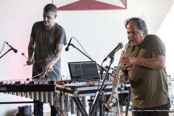 Lucinico, 23-10-2021 - JAZZ&WINE OF PEACE 2021 - Circolo Culturale  Controtempo - Villa Attems Cernozza de Postcastro - ENZO FAVATA “The Crossing” - Enzo Favata: soprano sax, bass clarine, flute, samplers, keyboards, live electronics - Pasquale Mirra: vibraphone, marimba midi; Rosa Brunello: electric bass; Marco Frattini: drums, pads  - Foto © 2021 Luca d’Agostino / Phocus Agency