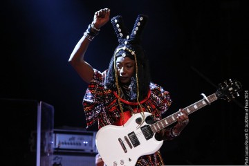 Fatoumata Diawara, voce - Juan Finger, bass - Jurandir Santana, guitar - Fernando Tejero, keys - Willy Ombe, drums