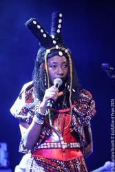 Fatoumata Diawara, voce - Juan Finger, bass - Jurandir Santana, guitar - Fernando Tejero, keys - Willy Ombe, drums