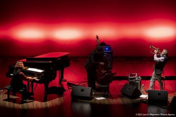 Il Volo del Jazz - Christian Sands Trio
