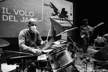 Sacile, 22/05/2021 - Controtempo - Teatro Zancanaro - Il Volo del Jazz - GIANLUCA PETRELLA “Cosmic Renaissance” - Gianluca Petrella: trombone, laptop, moog, effetti - Mirco Rubegni: tromba - Blake Franchetto: basso - Federico Scettri: batteria, laptop25 - Simone Padovani: percussioni - Foto Luca A. d’Agostino / Phocus Agency © 2021