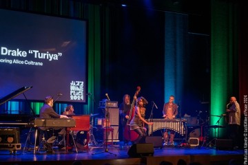 Ndoho Ange - Thomas de Pourquery - Pasquale Mirra - Joshua Abrams - Hamid Drake