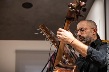 Jali Babou Saho voice, kora - Luca Zennaro guitar - Simone Serafini double bass