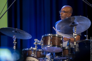 James Brandon Lewis: tenor sax - Aruán Ortiz: piano - Brad Jones: bass - Chad Taylor: drums