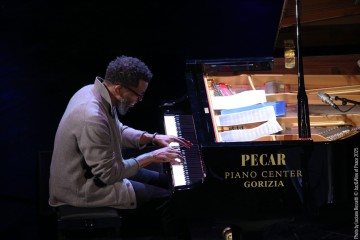 James Brandon Lewis: tenor sax - Aruán Ortiz: piano - Brad Jones: bass - Chad Taylor: drums