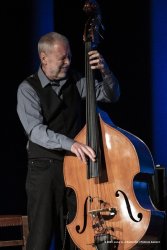 Gorizia, 23-10-2021 - JAZZ&WINE OF PEACE 2021 - Circolo Culturale  Controtempo - Teatro Comunale Giuseppe Verdi - JOHN SCOFIELD & DAVE HOLLAND DUO - John Scofield: guitar;
Dave Holland: double bass - Foto © 2021 Luca d’Agostino / Phocus Agency