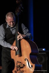 Gorizia, 23-10-2021 - JAZZ&WINE OF PEACE 2021 - Circolo Culturale  Controtempo - Teatro Comunale Giuseppe Verdi - JOHN SCOFIELD & DAVE HOLLAND DUO - John Scofield: guitar;
Dave Holland: double bass - Foto © 2021 Luca d’Agostino / Phocus Agency