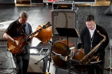 Kurt Rosenwinkel guitar - Seamus Blake  sax - Ben Street bass - Jeff Ballard drums