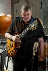 Kurt Rosenwinkel guitar - Seamus Blake  sax - Ben Street bass - Jeff Ballard drums