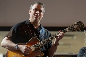 Kurt Rosenwinkel guitar - Seamus Blake  sax - Ben Street bass - Jeff Ballard drums