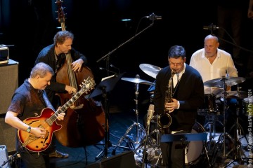 Kurt Rosenwinkel guitar - Seamus Blake  sax - Ben Street bass - Jeff Ballard drums