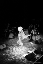 LadyBlackBird-10