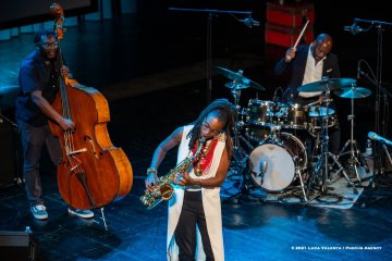 Cormons, 23-10-2021 - JAZZ&WINE OF PEACE 2021 - Circolo Culturale  Controtempo - Teatro Comunale di Cormons - LAKECIA BENJAMIN “Pursuance: The Coltranes” (USA) - Lakecia Benjamin: alto saxophone;
Taber Gable: piano;
Ivan Taylor: bass;
E.J. Strickland: drums - Foto © 2021 Luca Valenta / Phocus Agency