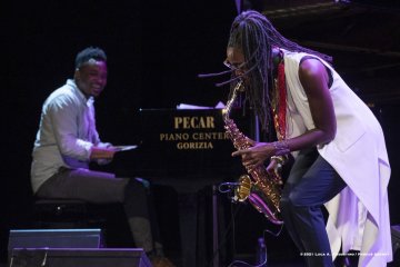 Cormons, 23-10-2021 - JAZZ&WINE OF PEACE 2021 - Circolo Culturale  Controtempo - Teatro Comunale di Cormons - LAKECIA BENJAMIN “Pursuance: The Coltranes” (USA) - Lakecia Benjamin: alto saxophone;
Taber Gable: piano;
Ivan Taylor: bass;
E.J. Strickland: drums - Foto © 2021 Luca d’Agostino / Phocus Agency