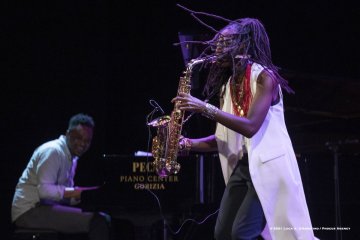 Cormons, 23-10-2021 - JAZZ&WINE OF PEACE 2021 - Circolo Culturale  Controtempo - Teatro Comunale di Cormons - LAKECIA BENJAMIN “Pursuance: The Coltranes” (USA) - Lakecia Benjamin: alto saxophone;
Taber Gable: piano;
Ivan Taylor: bass;
E.J. Strickland: drums - Foto © 2021 Luca d’Agostino / Phocus Agency