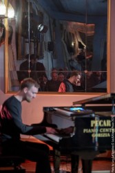 Ana Čop: voice - Thilo Seevers: piano - Jaka Arh: sound processing, electronics