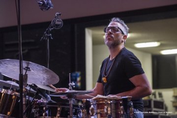 Cormons, 22-10-2021 - JAZZ&WINE OF PEACE 2021 - Circolo Culturale  Controtempo -  Teatro Comunale di Cormons - LINDA MAY HAN OH 4tet - Linda May Han Oh: acoustic and electric bass – Fabian Almazan: piano, electronics - Greg Ward: alto sax – Ziv Ravitz: drums - Foto © 2021 Luciano Rossetti / Phocus Agency