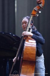 Cormons, 22-10-2021 - JAZZ&WINE OF PEACE 2021 - Circolo Culturale  Controtempo -  Teatro Comunale di Cormons - LINDA MAY HAN OH 4tet - Linda May Han Oh: acoustic and electric bass – Fabian Almazan: piano, electronics - Greg Ward: alto sax – Ziv Ravitz: drums - Foto © 2021 Luciano Rossetti / Phocus Agency
