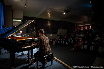 Trieste, 17/6/2021 - Auditorium del Museo Revoltella - Le nuove rotte del jazz 2021 - Luca Colussi Trio - Luca Colussi batteria, percussioni - Paolo Corsini pianoforte - Alessandro Turchet contrabbasso - Foto Luca Valenta/Phocus Agency © 2021