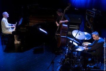 Marc Copland piano - Stephane Kerecki  bass - Fabrice Moreau drums