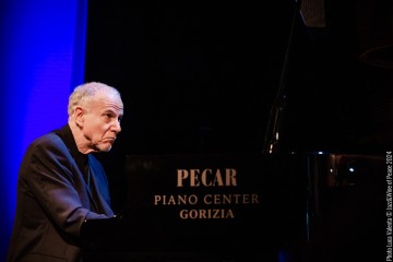 Marc Copland piano - Stephane Kerecki  bass - Fabrice Moreau drums