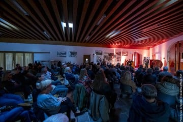 Naïssam Jalal: flute, voice, ney, compositions - Claude Tchamitchian: double bass