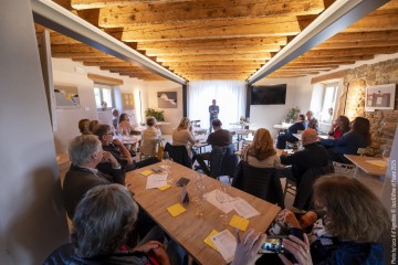 Natalia Abbascià: violin, voice