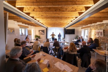 Natalia Abbascià: violin, voice