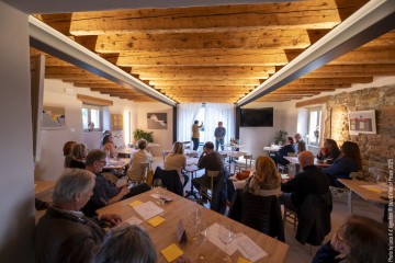 Natalia Abbascià: violin, voice