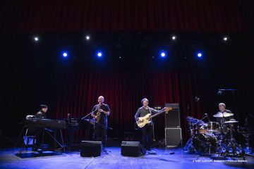 Cormons, 24-10-2021 - JAZZ&WINE OF PEACE 2021 - Circolo Culturale  Controtempo  - Teatro comunale di Cormons - NIK BÄRTSCH’S RONIN - Nik Bärtsch: piano, Fender Rhodes;
Sha: alto saxophone, bass clarinet;
Jeremias Keller: electric bass;
Kaspar Rast: drums - Foto © 2021 Luciano Rossetti / Phocus Agency