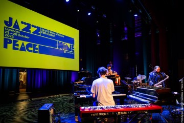 Nubya Garcia: sax - Lyle Barton: piano, keyboards - Max Luthert: double bass - Sam Jones: drums